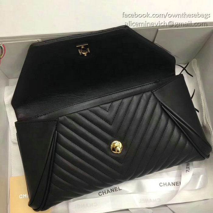 Chanel Chevron Lambskin Clutch Bag Black with Gold Hardware A90902
