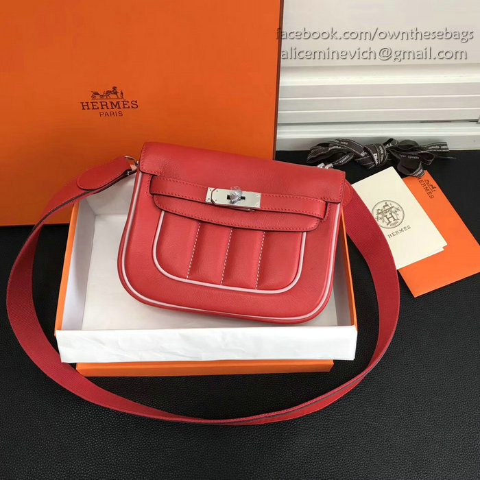 Hermes Berline Bag in Red Swift Leather H90081