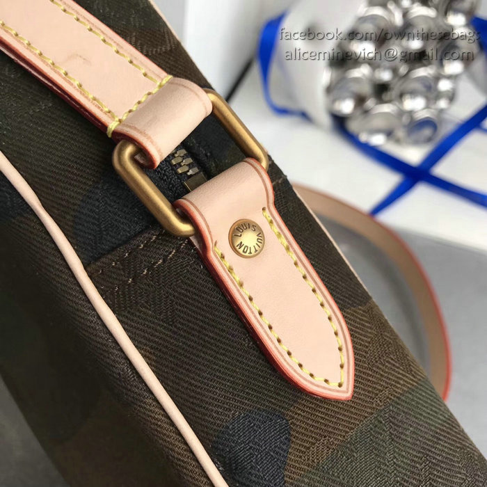 Louis Vuitton X Supreme Messenger Bag Camo M44207