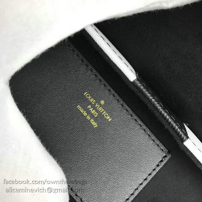 Louis Vuitton Calf Leather Twist MM M53032