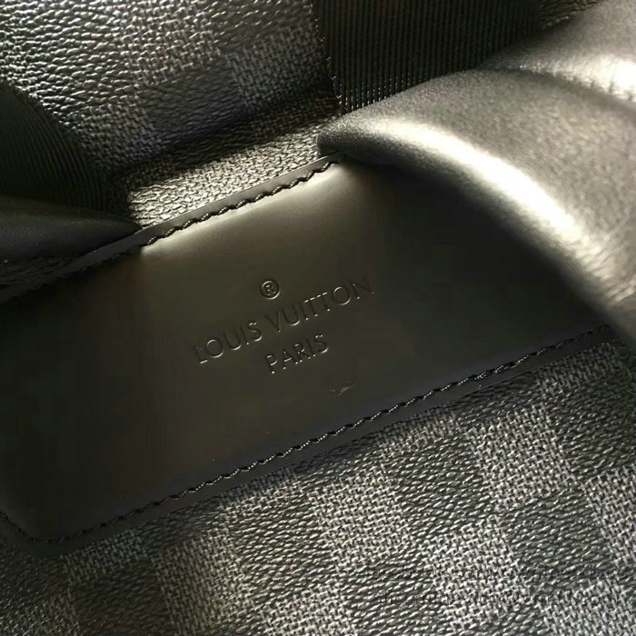 Louis Vuitton Damier Graphite Canvas Zack Backpack N40005