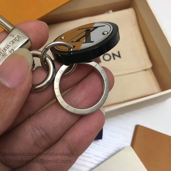 Louis Vuitton LV Cut Circle Key Holder M67362
