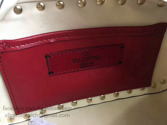 Valentino Garavani Free Rockstud Spike Camera Bag Off-white V0125