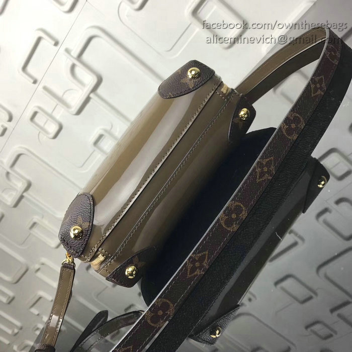 Louis Vuitton Patent Leather Venice Vert Bronze M54390