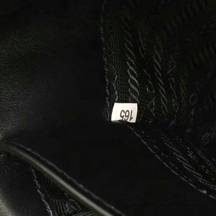 Prada Concept Leather Handbag Black 1BA175