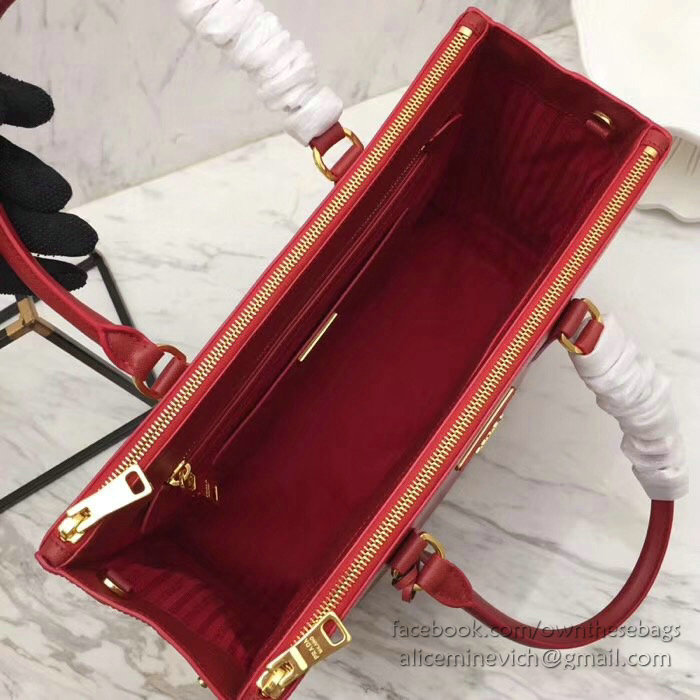 Prada Saffiano leather Galleria Bag Red 1BA274