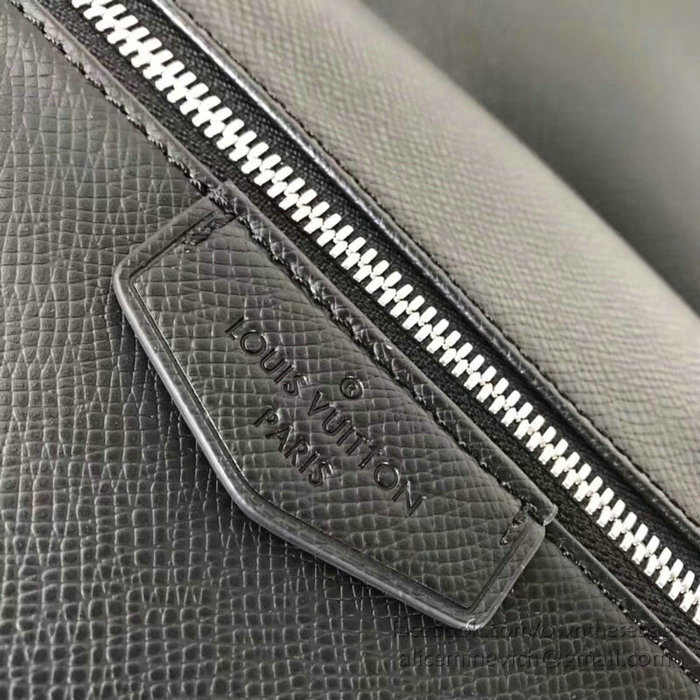 Louis Vuitton Taiga Leather Apollo Backpack Noir M33453