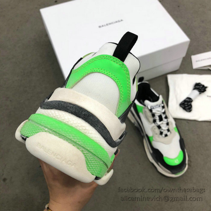 Balenciaga Triple S Sneakers B811061H