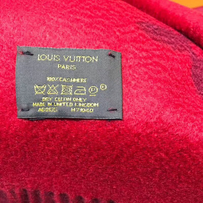 Louis Vuitton Reykjavik Scarf Red M70869