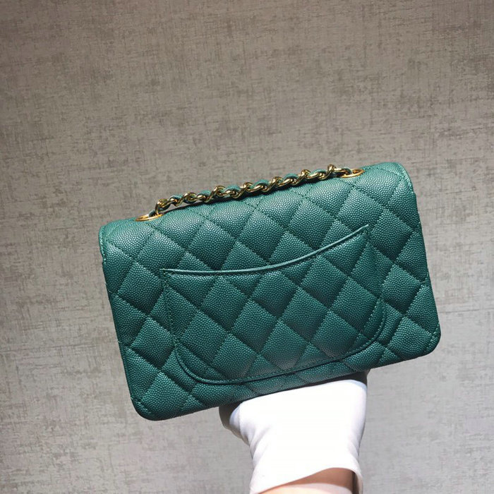 Classic Chanel Grained Calfskin Small Flap Bag Green with Gold Hardware CF1116