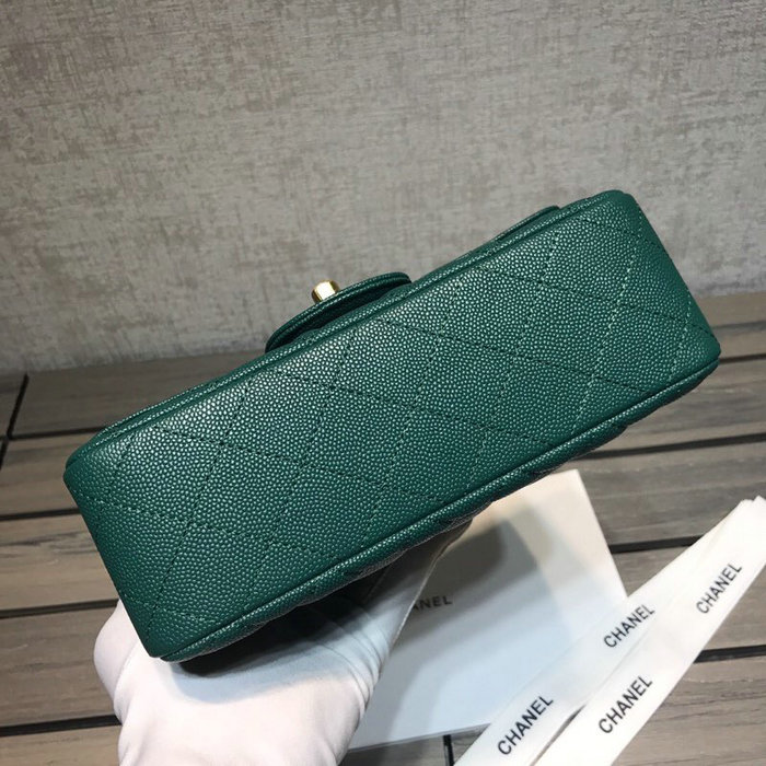 Classic Chanel Grained Calfskin Small Flap Bag Green with Gold Hardware CF1116
