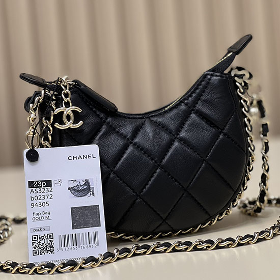 Chanel Lambskin Shoulder Bag Black AS3232