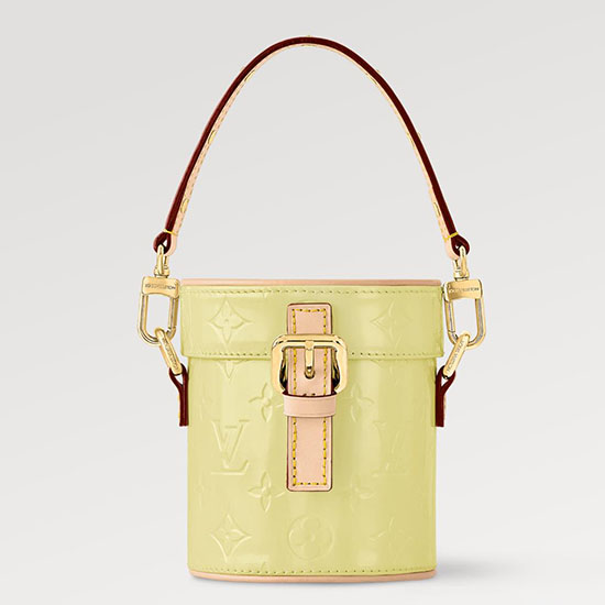 Louis Vuitton Astor Chic and Yellow M24102