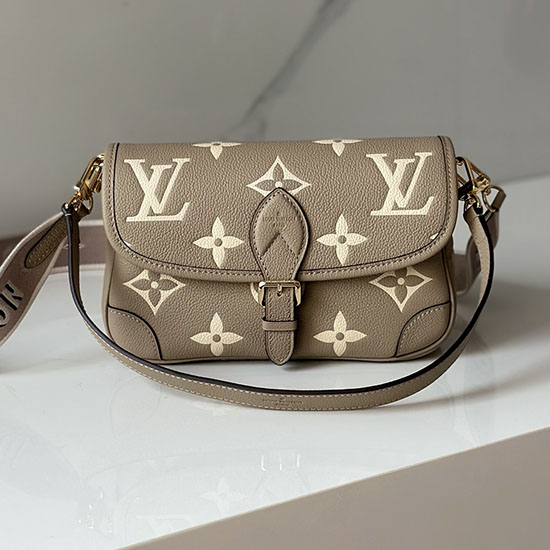 Louis Vuitton Diane M46595